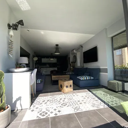 Apartmán Boost Your Immo Rez De Farandole 303 *